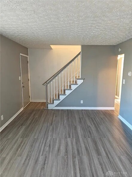 Building Photo - 4076 Prescott Ave