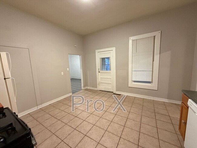 Building Photo - 820 N Indiana Ave