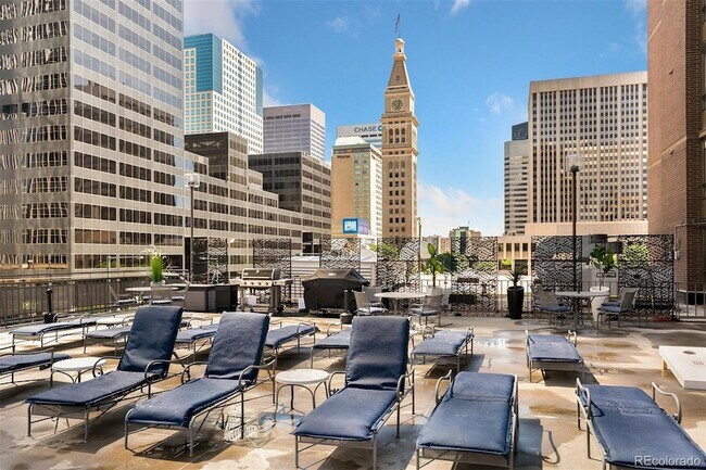 Building Photo - 1020 15th St