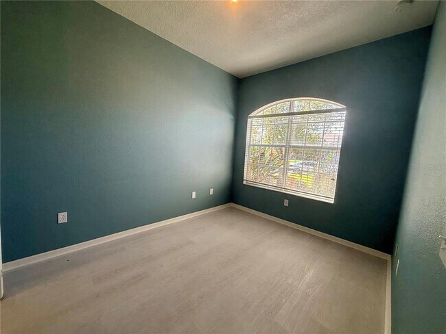 Building Photo - 31819 Blythewood Way