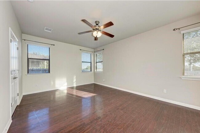 Building Photo - 1301 Grande Mesa Dr