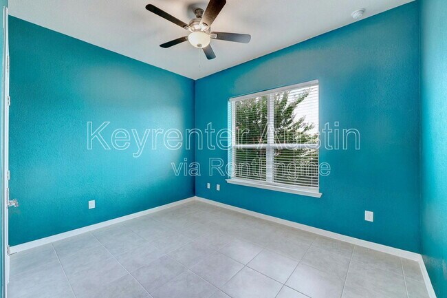 Building Photo - 9901 Dalliance Ln