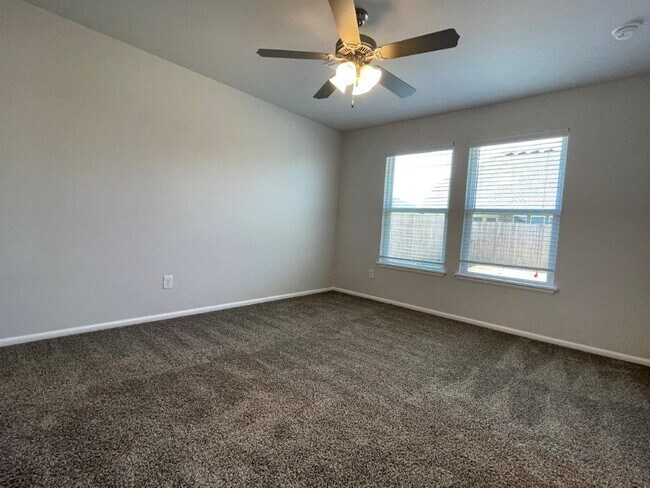 Building Photo - 3409 Piney River Dr
