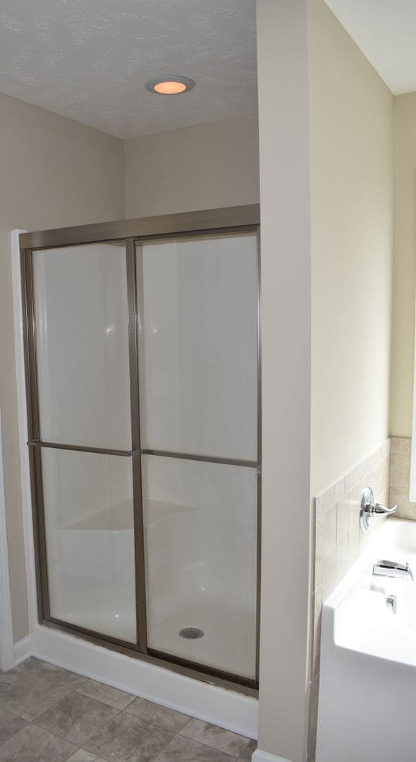 Building Photo - 3 bed 2.5 Bath Minutes from Lillington
