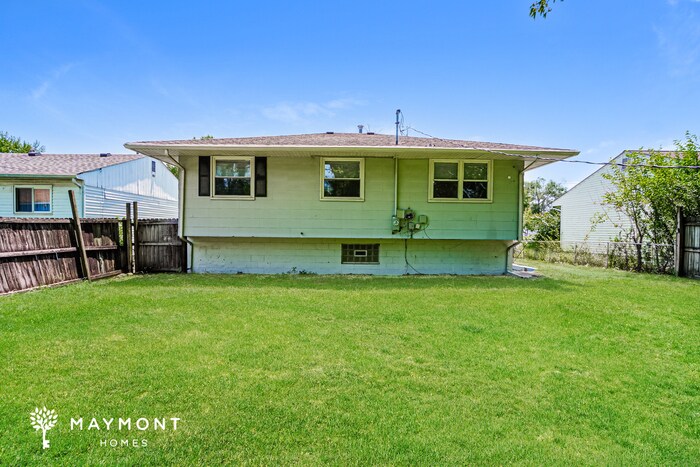 Building Photo - 1526 Burley Dr