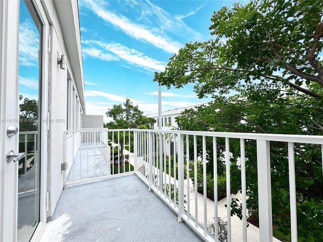 Building Photo - 13740 SW 259th St