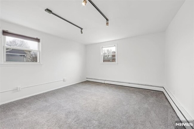 Building Photo - 38 Washington Ave