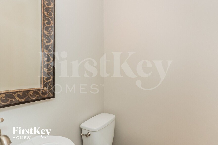 Building Photo - 201 Prescott Ct