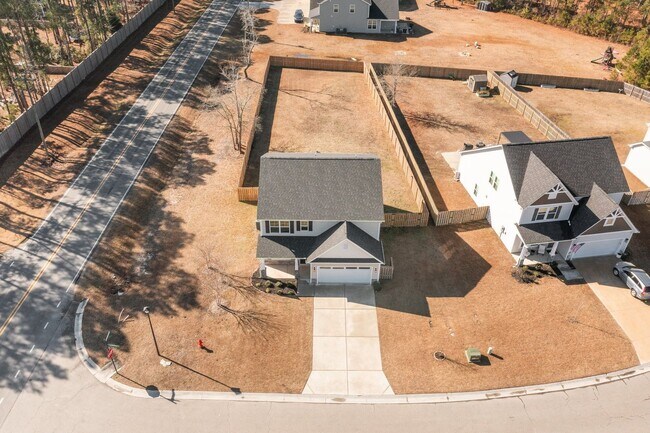 Building Photo - 3 Bedroom Home in Sneads Ferry