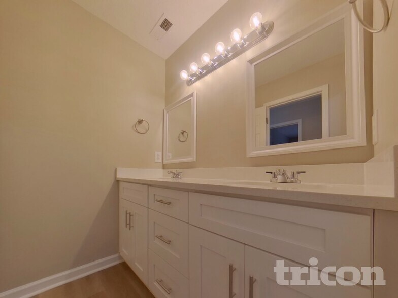 Building Photo - 2153 Soft Pine Ln NW