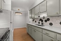 Building Photo - 15249 E 9 Mile Rd