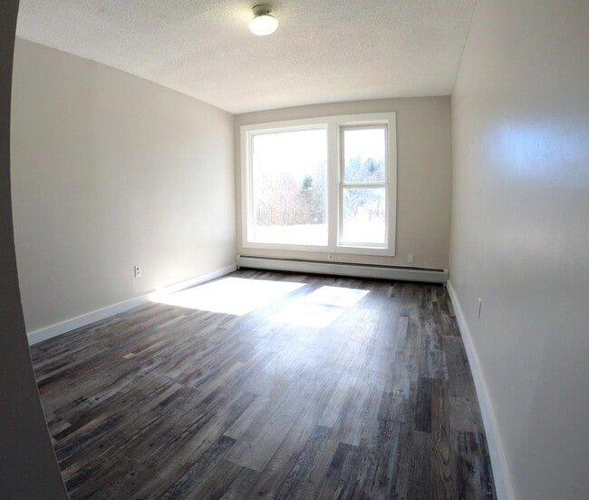 Building Photo - 50 Owens Ln