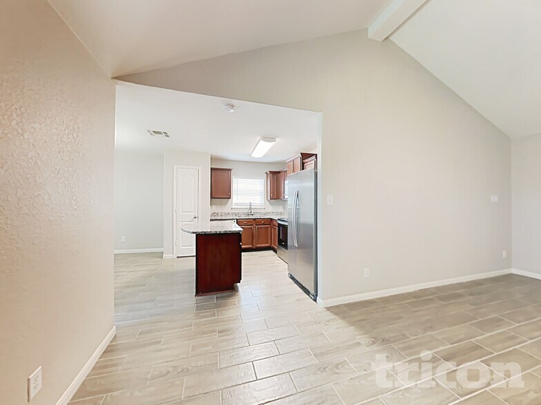 Building Photo - 6219 Still Meadow