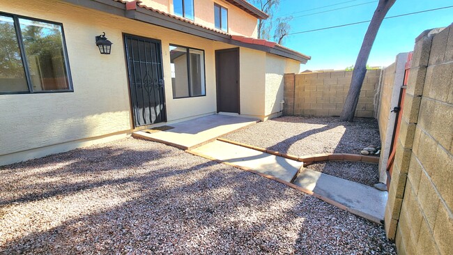 Private Gated yard - 6131 E Greenway St