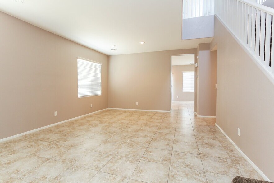 Building Photo - 944 Lucky Bamboo Dr