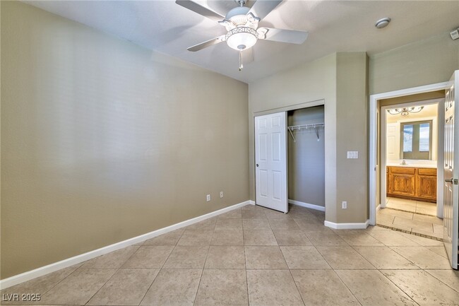 Building Photo - 10737 Hunter Mountain Ave