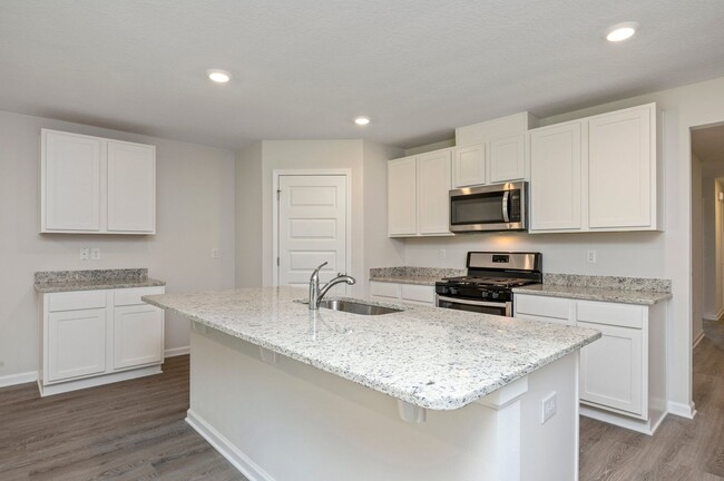 Building Photo - Home in Redstone Commons