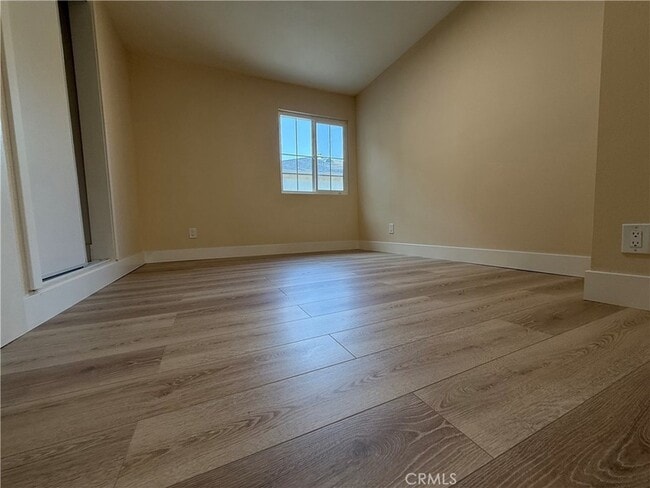 Building Photo - 1633 Kwis Ave