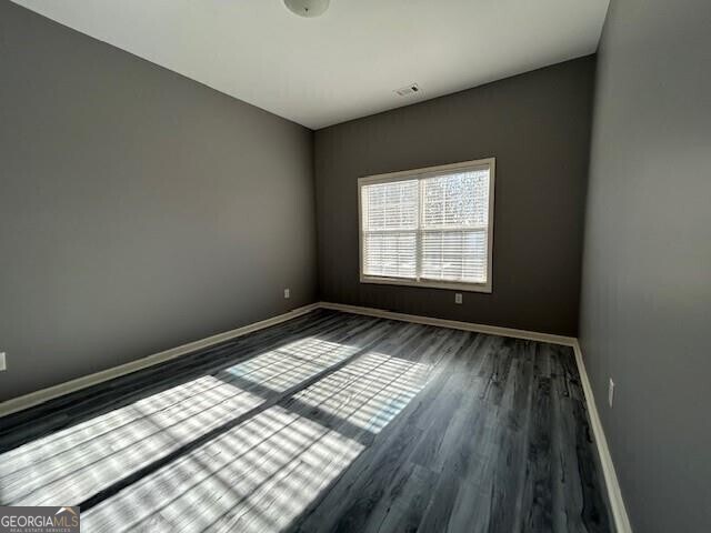 Building Photo - 1943 Hoods Fort Cir NW