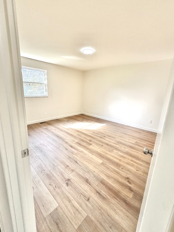 Building Photo - 6386-6386 Shelton Ct