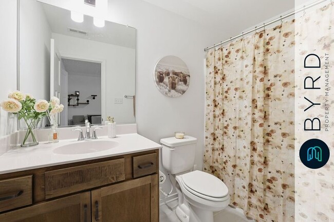 Building Photo - 8406 Freebridge Rd