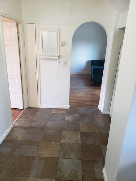 Building Photo - 972 23rd St