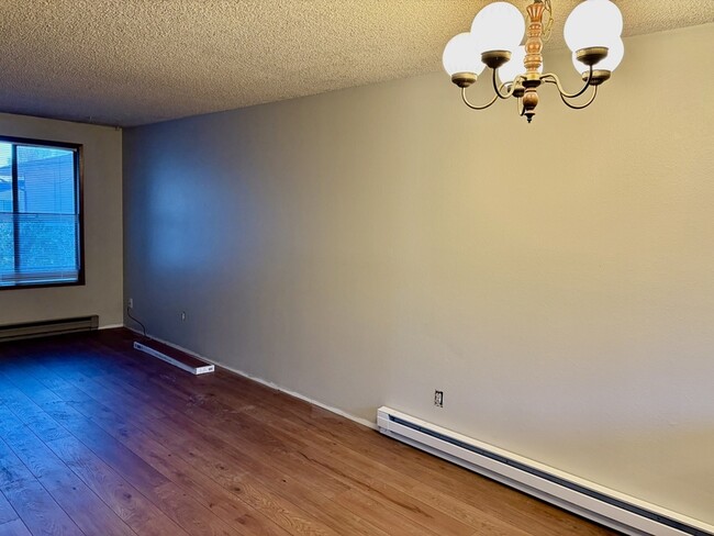 Building Photo - 908 Liberty St