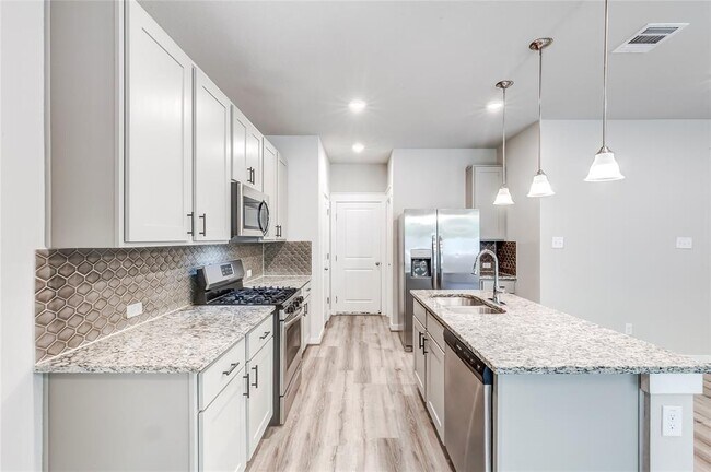 Building Photo - 17200 Crane Fly Dr