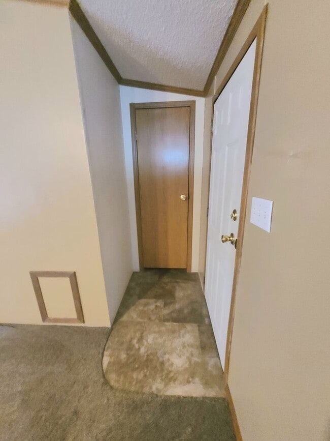 Building Photo - 3 Bed 2 Bath Mobile Home