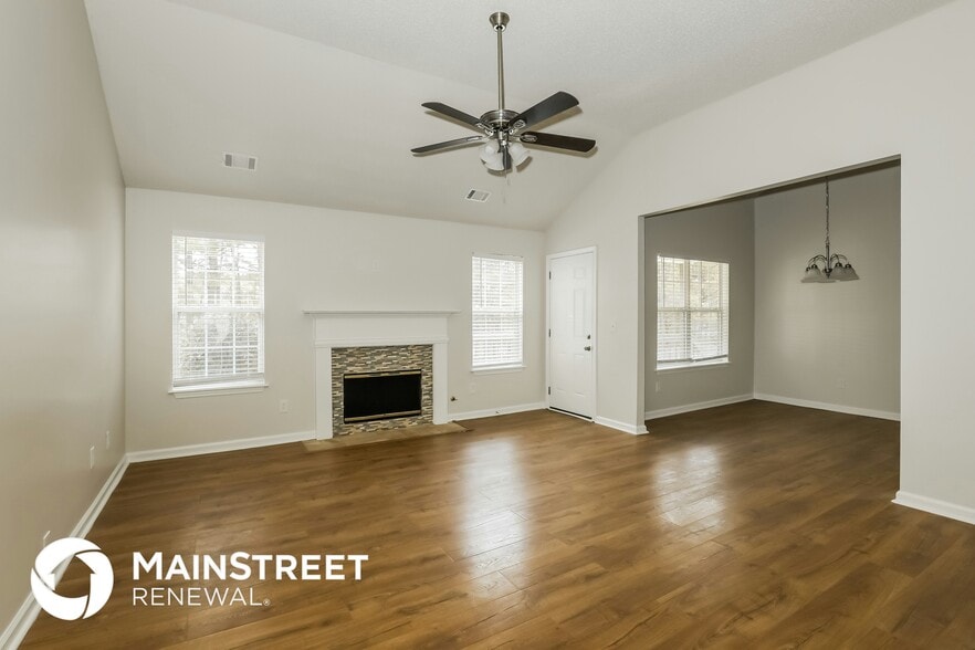 Building Photo - 1652 Thorn Ridge Trail