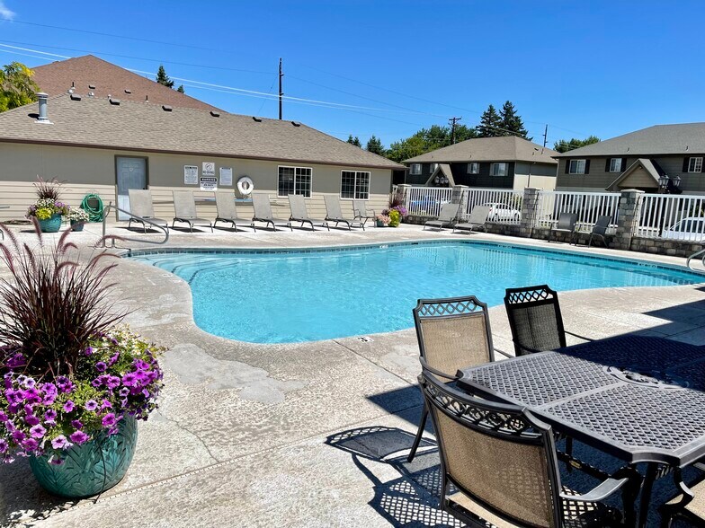 Building Photo - 5104 W Nob Hill Blvd