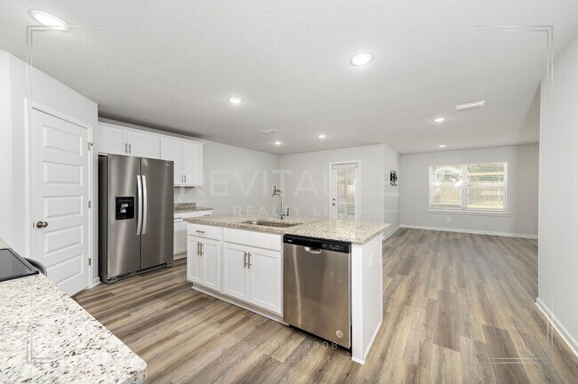 Building Photo - Only $1500 for First Month's Rent!!! Smart 4 Bd / 2 Ba Home in West Mobile Gated Community