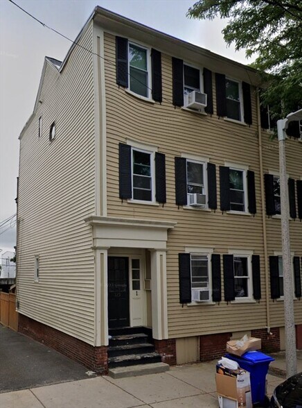 Primary Photo - 125 Trenton St