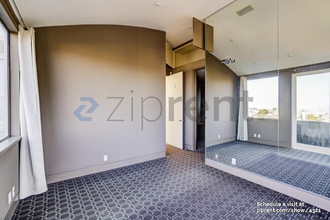 Building Photo - 921 Elizabeth St