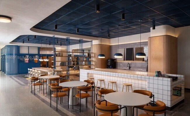 Building Photo - 2200 NW 1st Ave