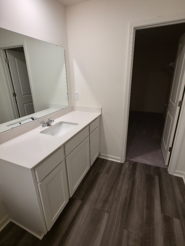 Building Photo - 2062 Gln Xing Dr