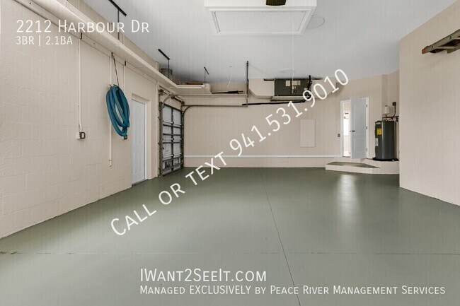 Building Photo - 2212 Harbour Dr