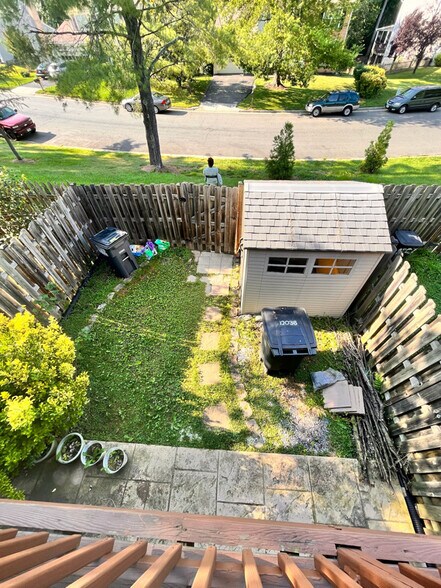 Building Photo - 12036 Stallion Ct