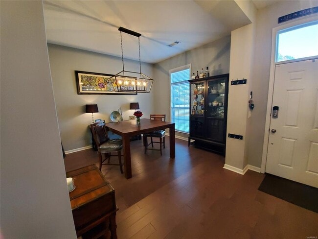 Building Photo - 9407 Cres Lodge Cir