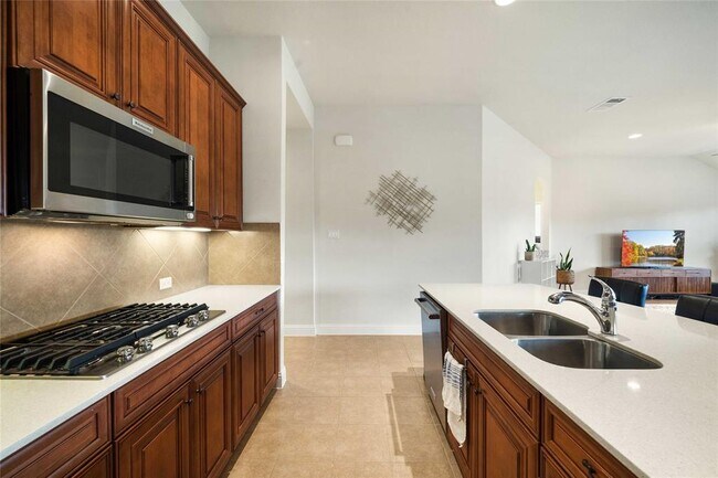 Building Photo - 3446 De Torres Cir