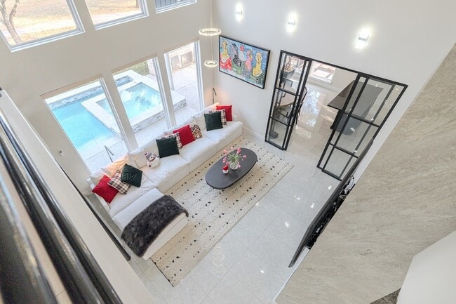 Building Photo - 6510 Sussex Ct