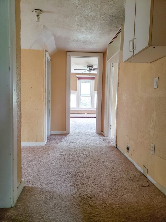 Building Photo - 2721 Fremont Ave S