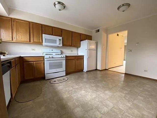 Kitchen View 3 - 1514 N River West Ct