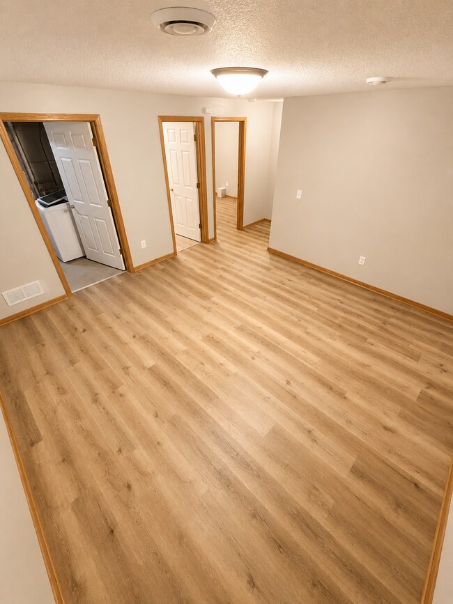 Building Photo - 1415 43rd Ave NE