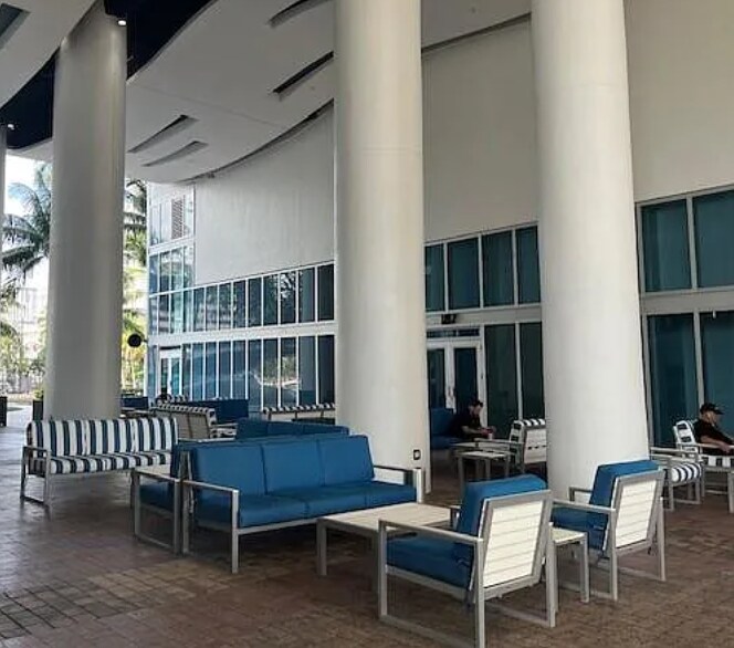 Building Photo - 185 SW 7th St