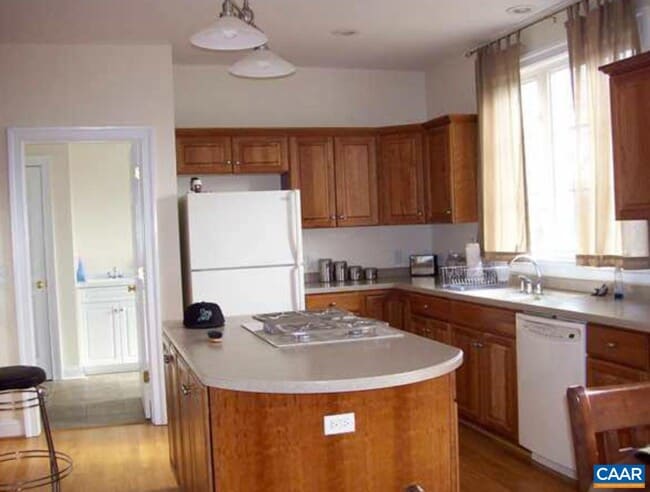 Building Photo - 2314 Wakefield Rd