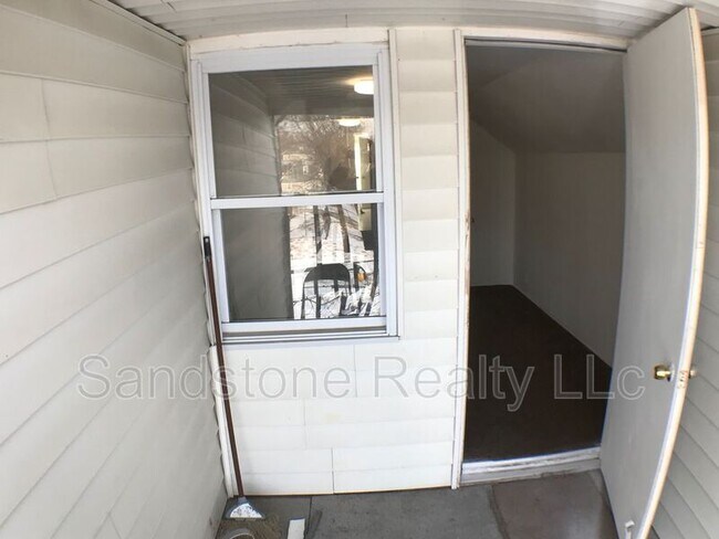 Building Photo - 10325 Baltic Rd
