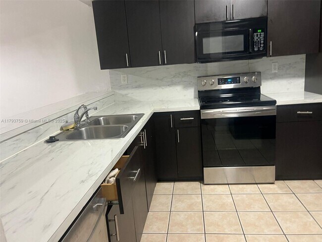 Building Photo - 13301 SW 88th Terrace