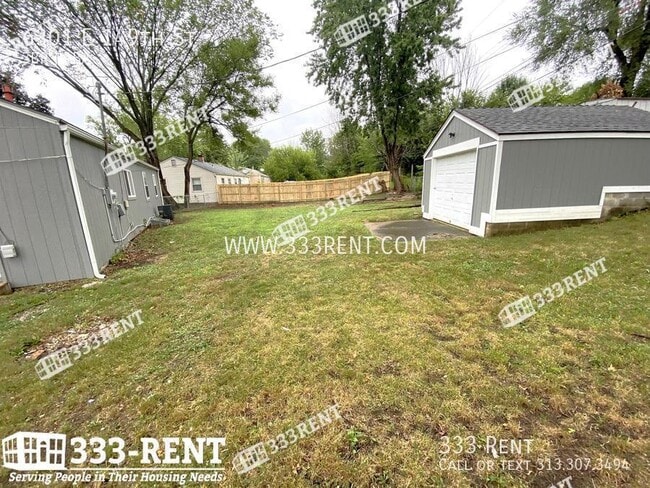 Building Photo - 6301 E 149th St