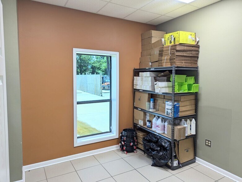 Building Photo - 4211 Sterlington Rd
